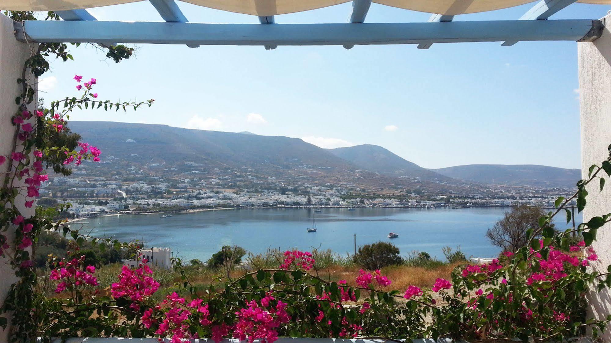 Paros Paradise Apartments Екстер'єр фото