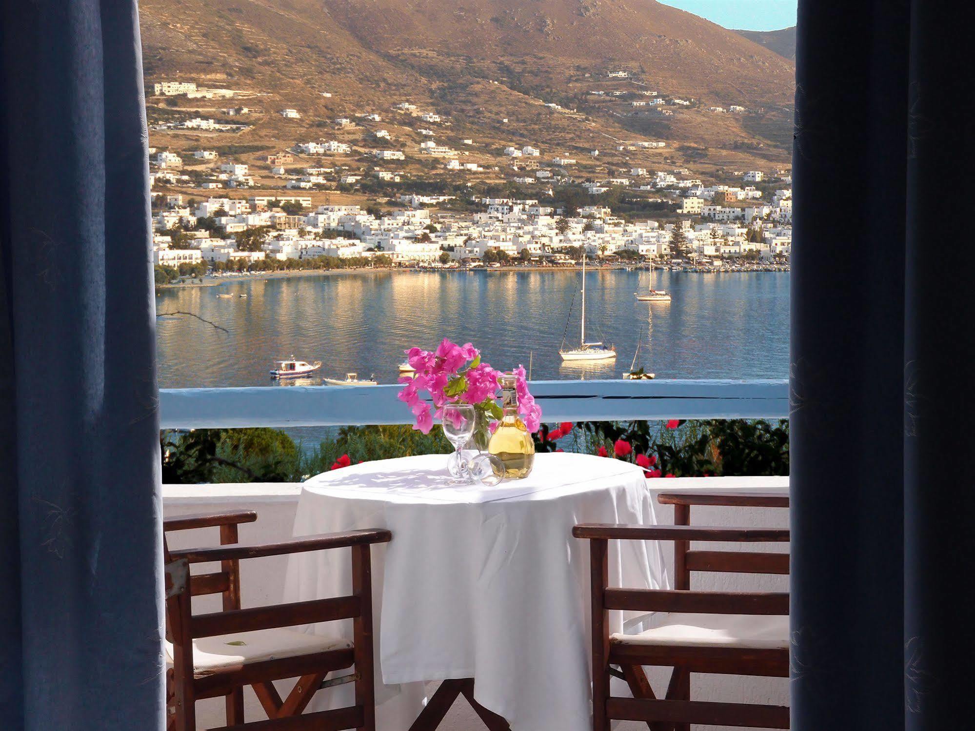 Paros Paradise Apartments Екстер'єр фото