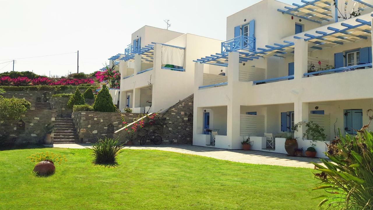 Paros Paradise Apartments Екстер'єр фото